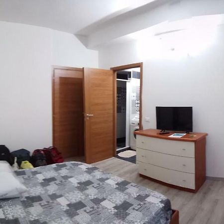 Archimede Apartment ปาเวีย ภายนอก รูปภาพ