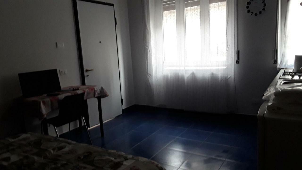 Archimede Apartment ปาเวีย ภายนอก รูปภาพ