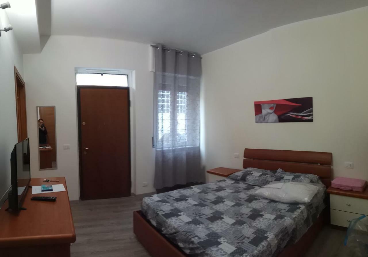Archimede Apartment ปาเวีย ภายนอก รูปภาพ